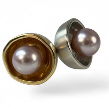 Reflections Axiom Studs