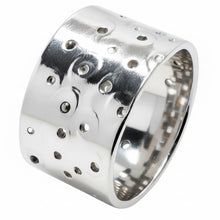 Luna Ring