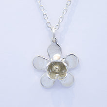 Daisy Necklace